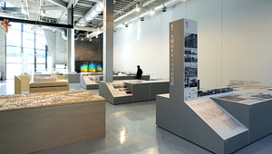 ExhibitionHall1_top.jpg